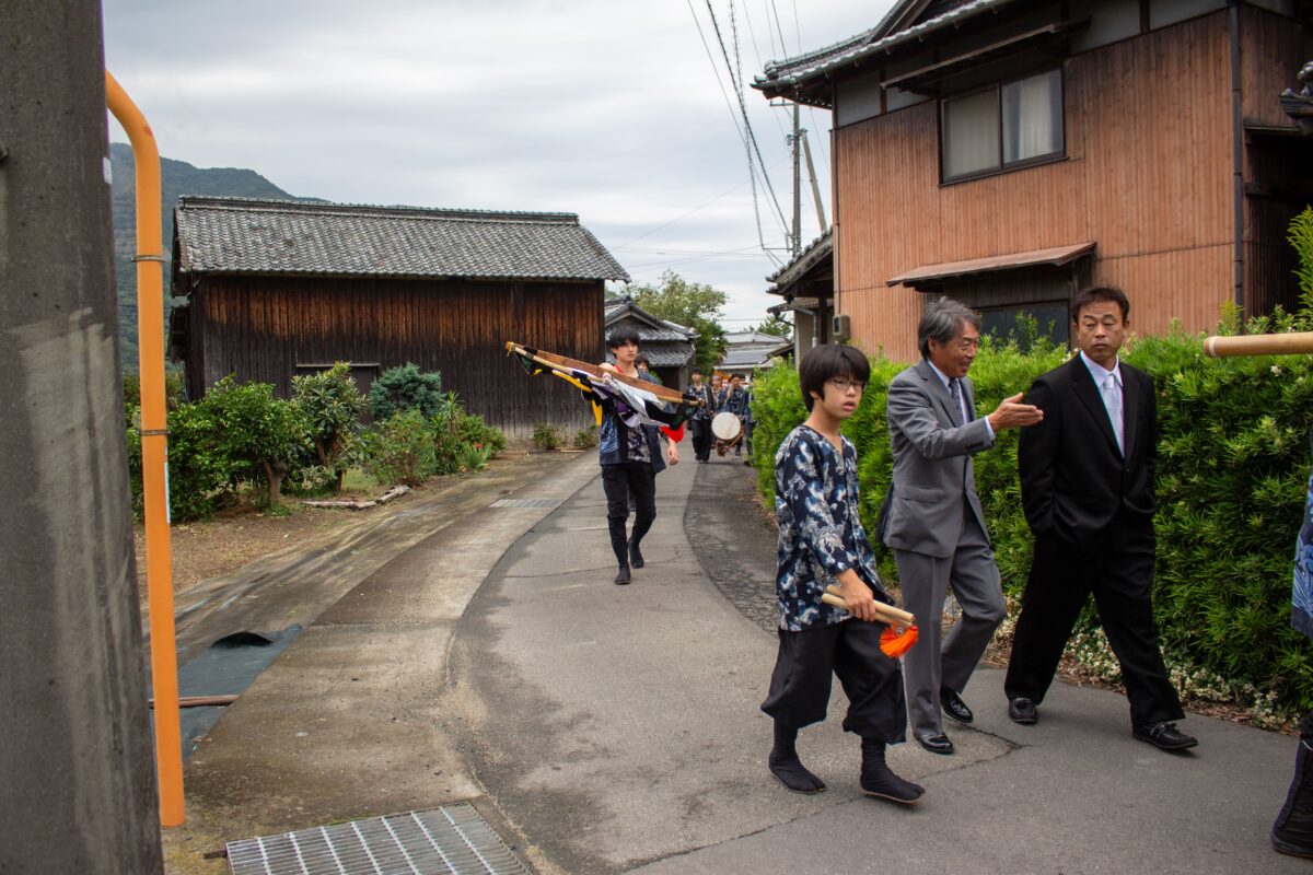 2023年 多度津町山階 秋季例大祭 参拝 上小原獅子組