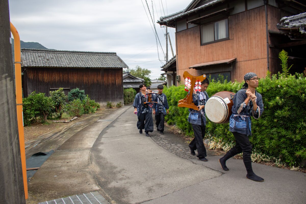 2023年 多度津町山階 秋季例大祭 参拝 上小原獅子組