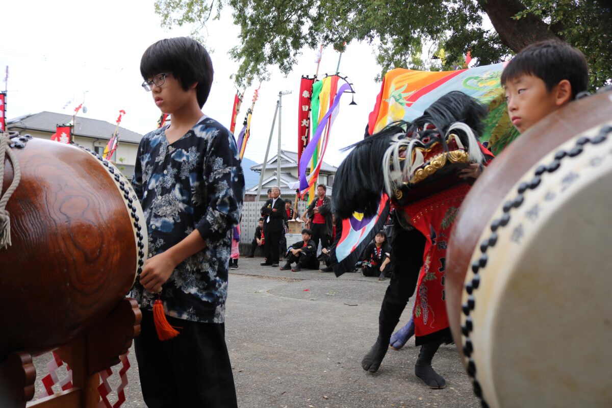 2023年 多度津町山階・春日神社 秋季例大祭 傘揃え 上小原獅子組
