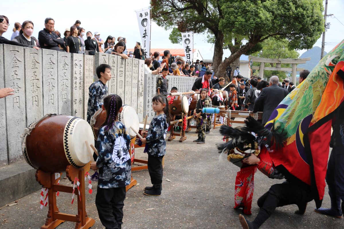 2023年 多度津町山階・春日神社 秋季例大祭 傘揃え 上小原獅子組