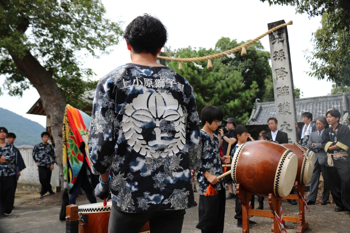 2023年 多度津町山階・春日神社 秋季例大祭 傘揃え 上小原獅子組
