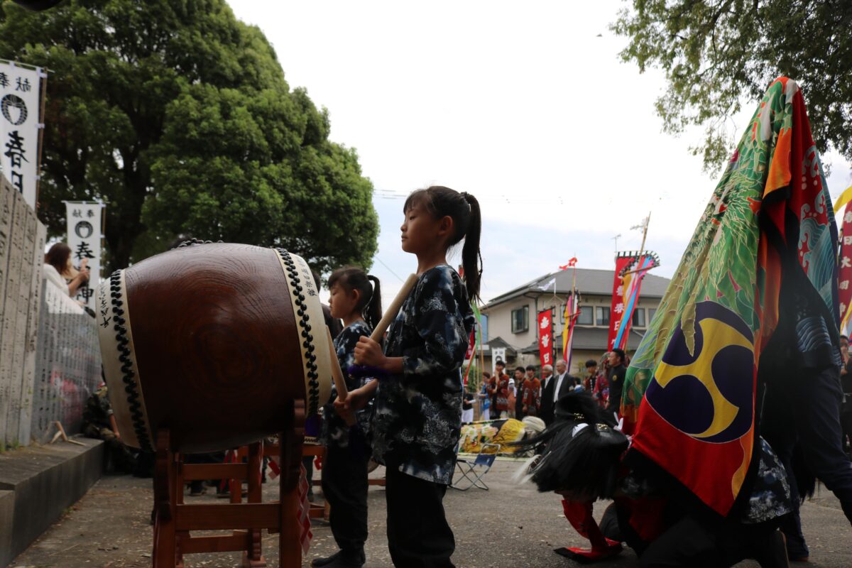 2023年 多度津町山階・春日神社 秋季例大祭 傘揃え 上小原獅子組