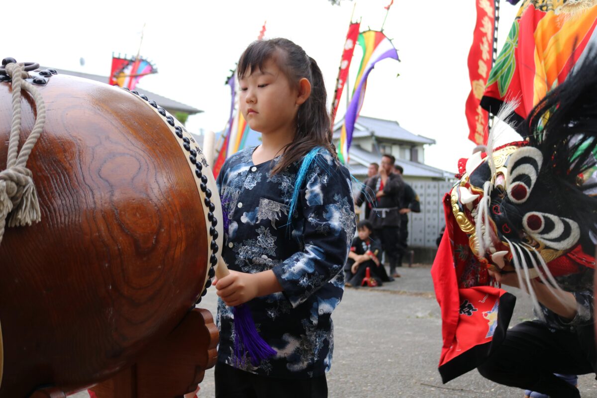 2023年 多度津町山階・春日神社 秋季例大祭 傘揃え 上小原獅子組