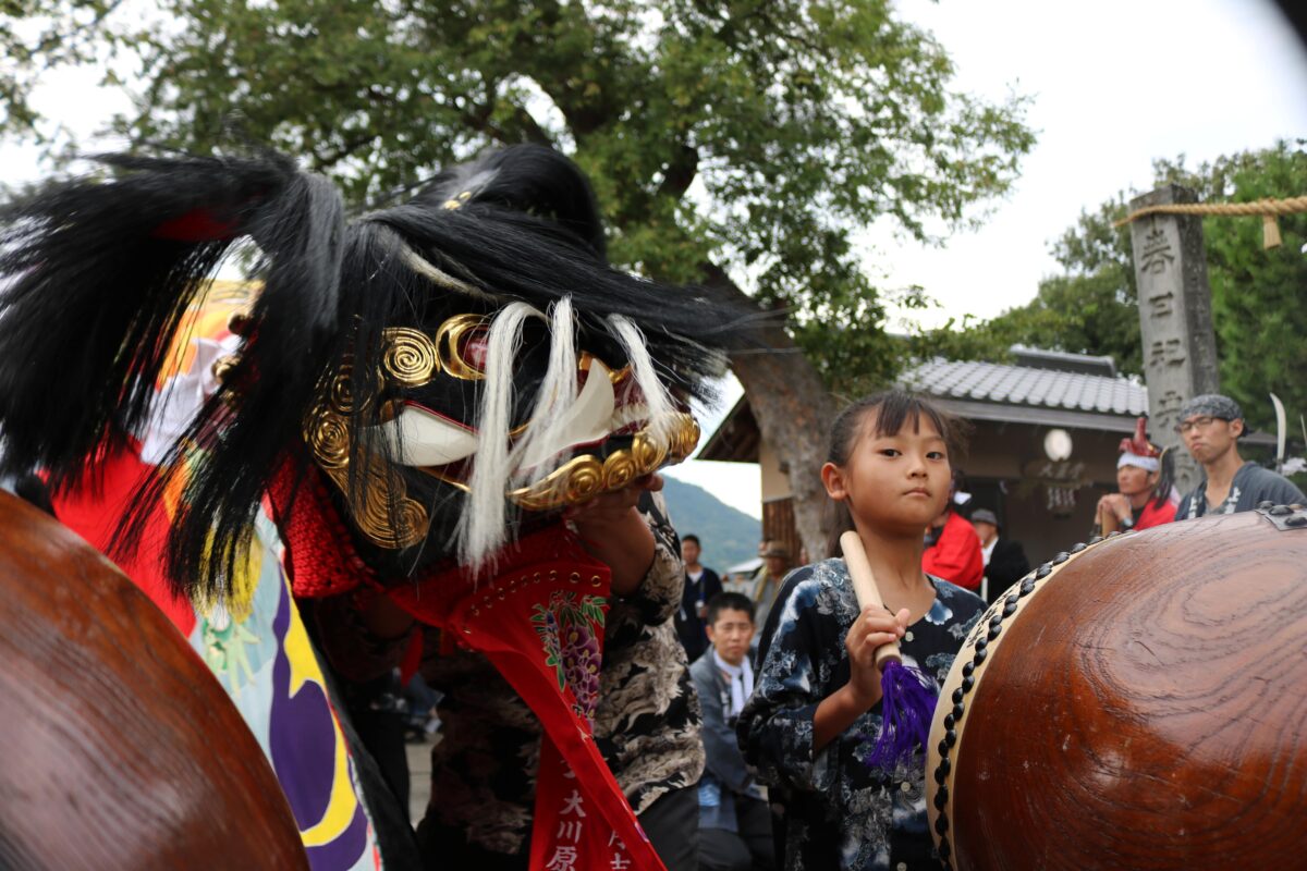 2023年 多度津町山階・春日神社 秋季例大祭 傘揃え 上小原獅子組