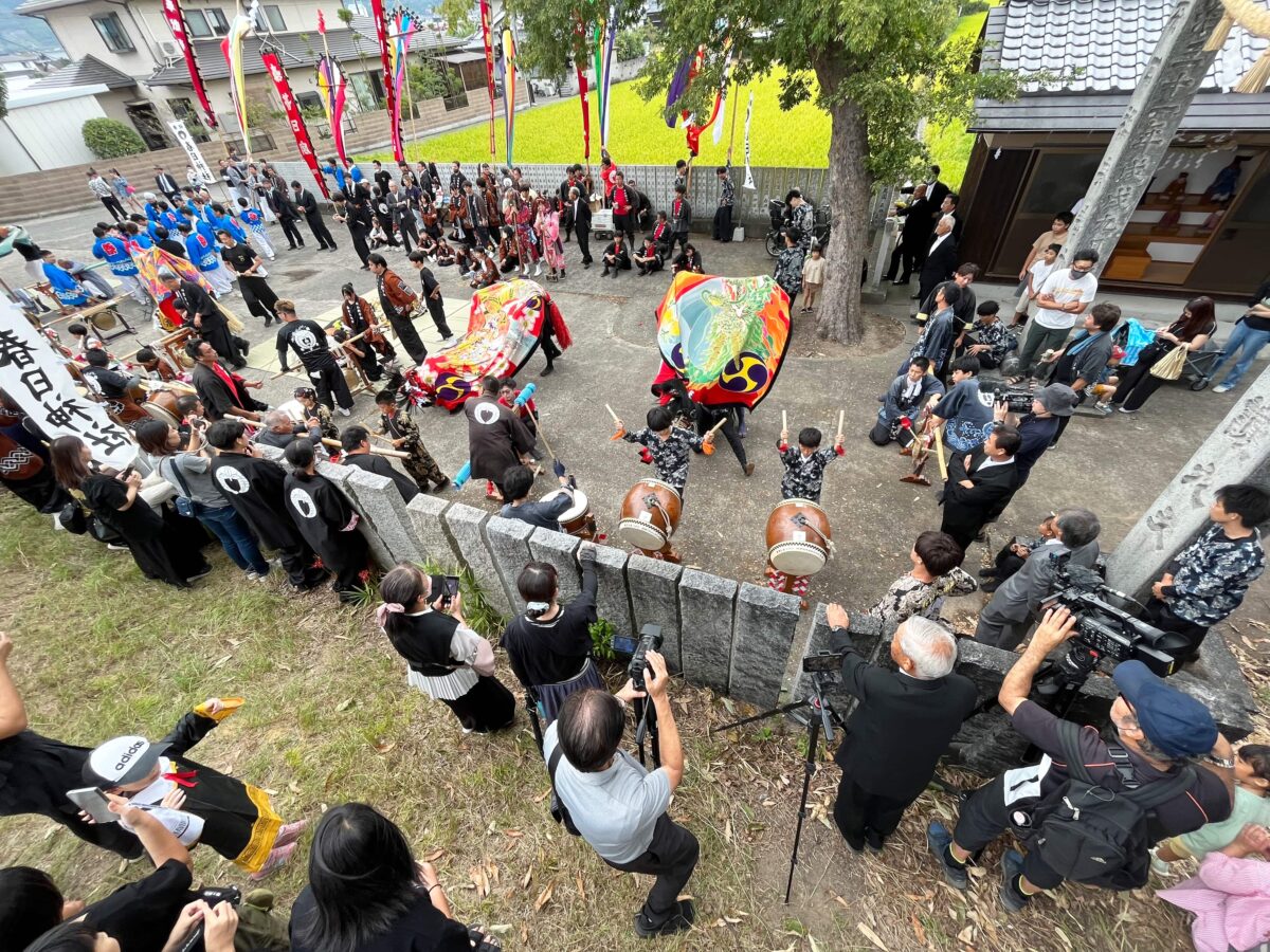 2023年 多度津町山階・春日神社 秋季例大祭 傘揃え 上小原獅子組