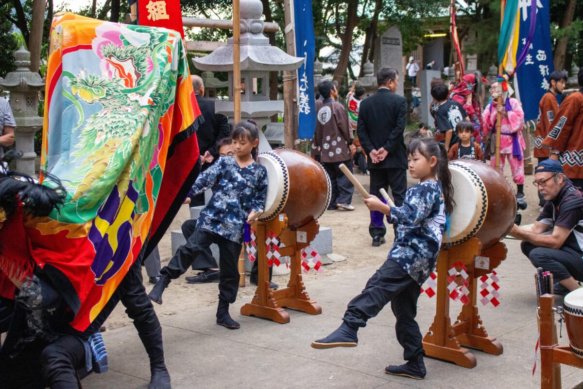 2023年 多度津町山階・春日神社 秋季例大祭 舞い込み 上小原獅子組