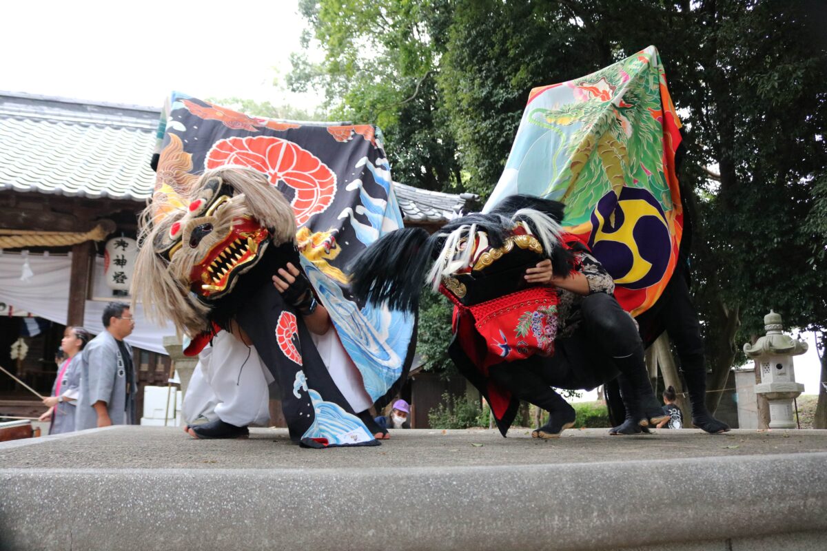 2023年 多度津町山階・春日神社 秋季例大祭 舞い込み 上小原獅子組 向井獅子組