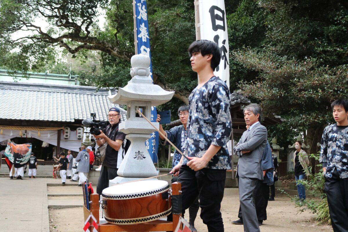 2023年 多度津町山階・春日神社 秋季例大祭 舞い込み 上小原獅子組