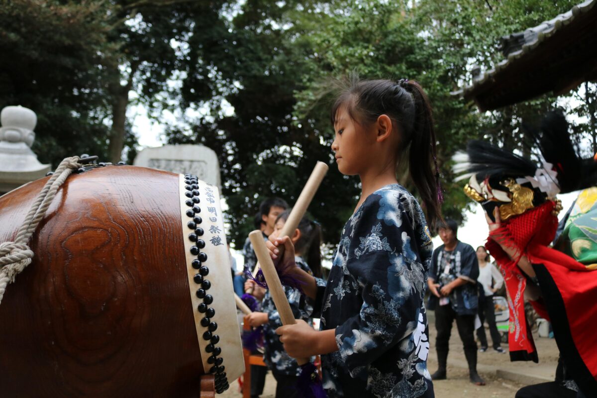 2023年 多度津町山階・春日神社 秋季例大祭 舞い込み 上小原獅子組