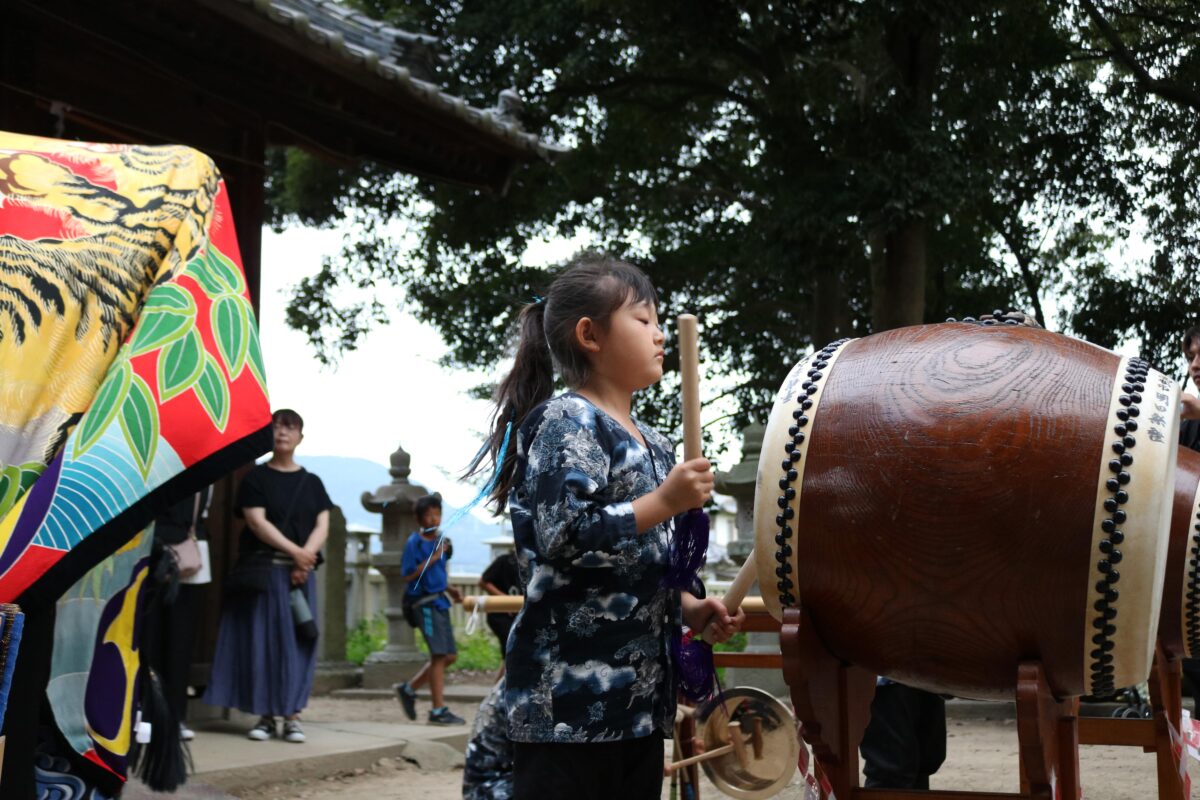 2023年 多度津町山階・春日神社 秋季例大祭 舞い込み 上小原獅子組