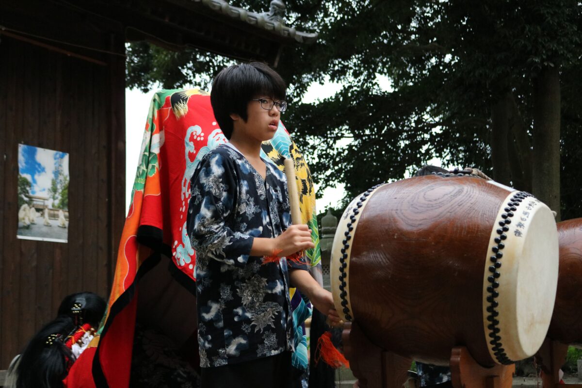 2023年 多度津町山階・春日神社 秋季例大祭 舞い込み 上小原獅子組
