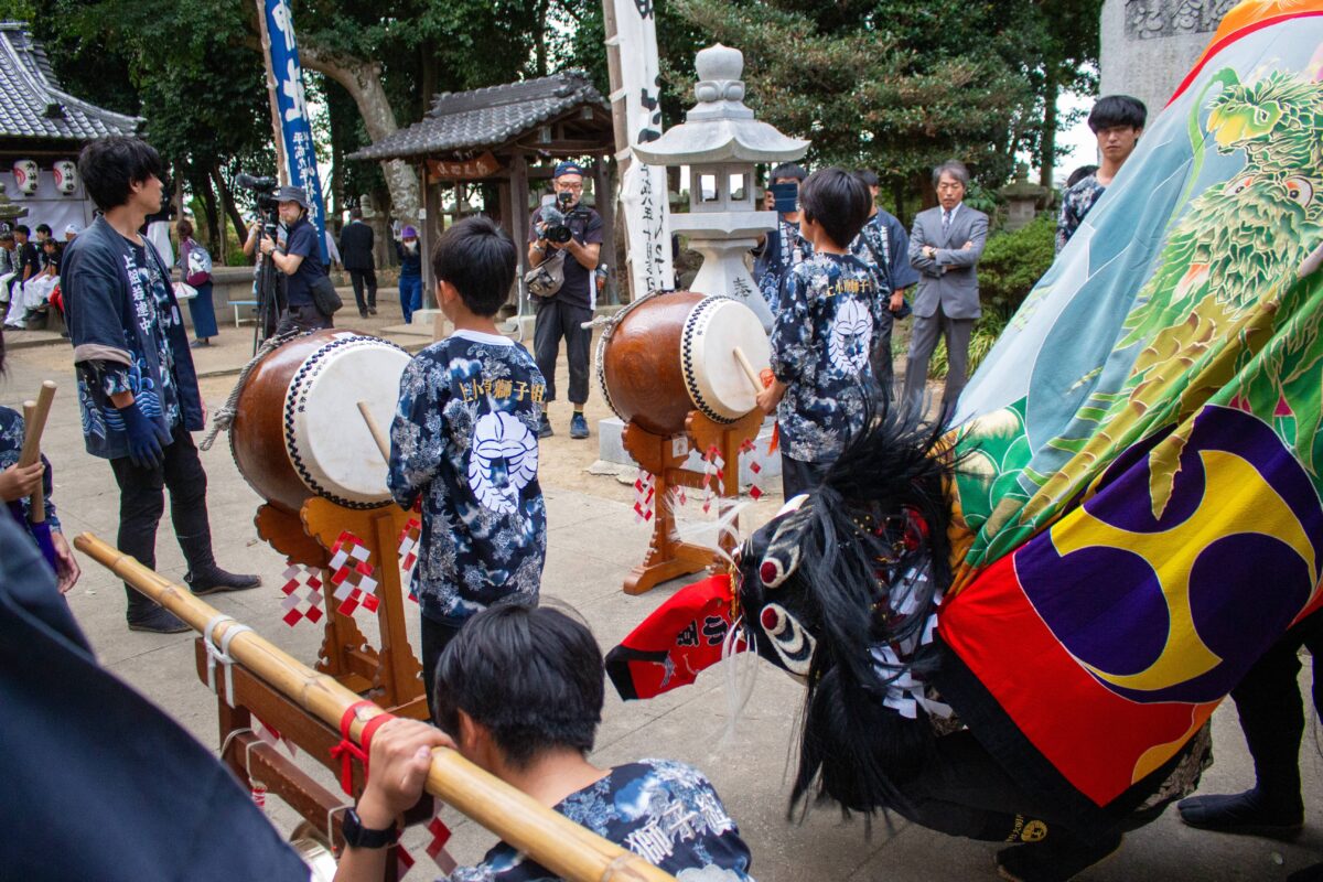 2023年 多度津町山階・春日神社 秋季例大祭 舞い込み 上小原獅子組
