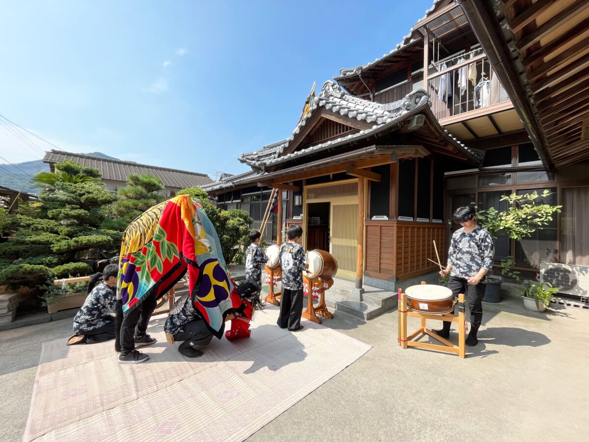 2023年 多度津町山階 秋祭り 村遣い 上小原獅子組