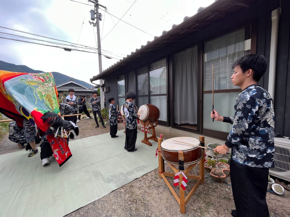 2023年 多度津町山階 秋祭り 村遣い 上小原獅子組