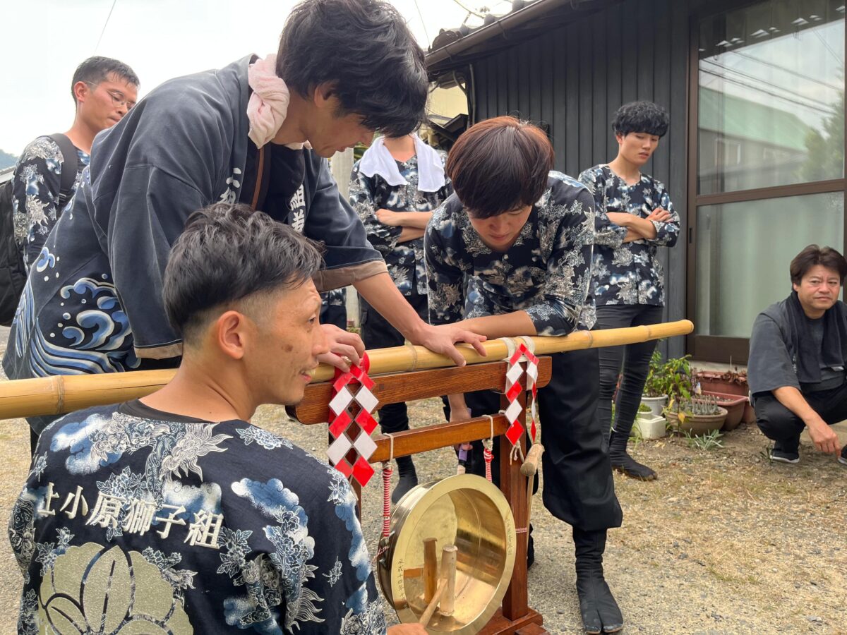 2023年 多度津町山階 秋祭り 村遣い 上小原獅子組