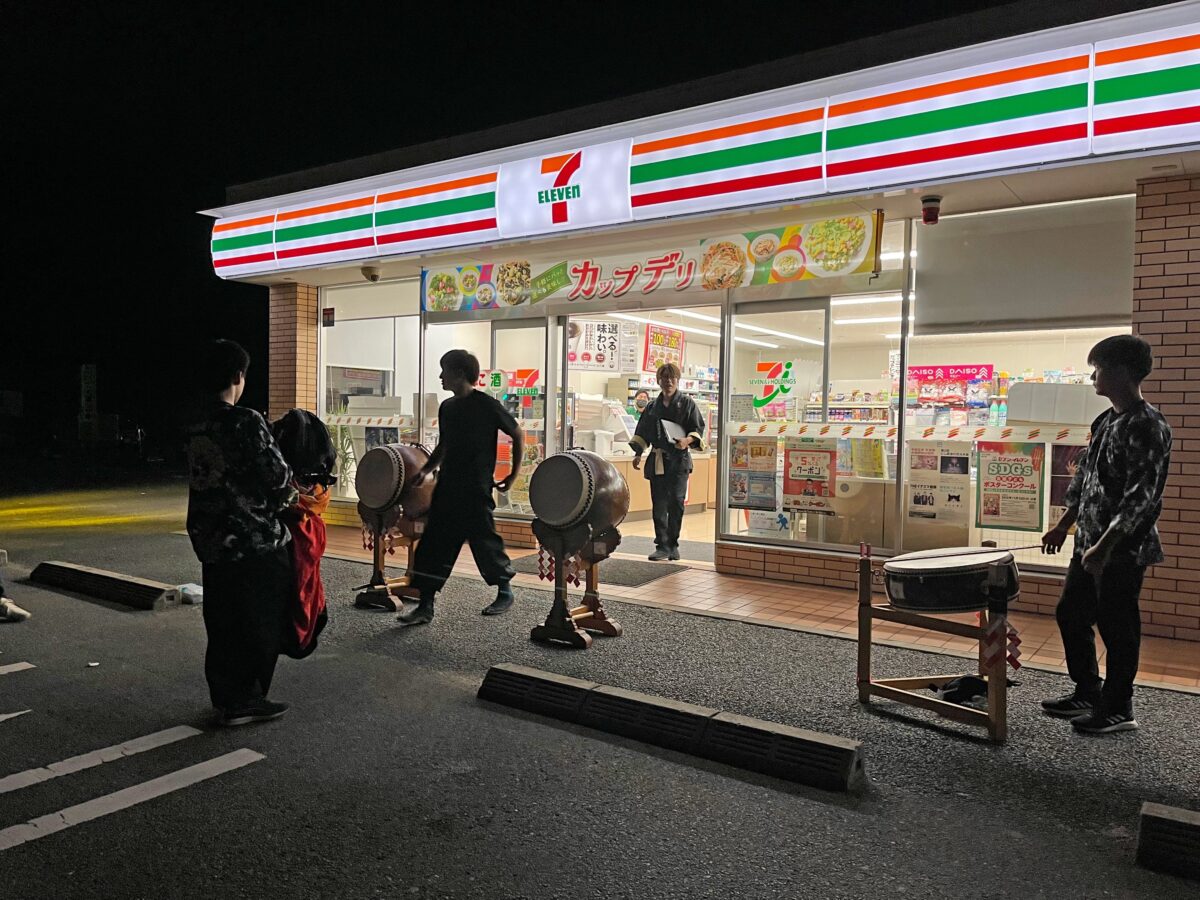2023年 セブンイレブン善通寺吉原店 秋祭り ヘンド獅子 上小原獅子組