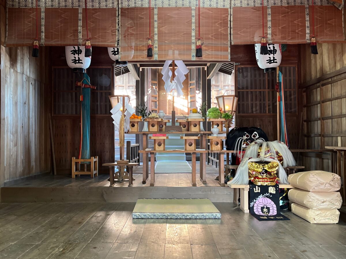 2023年 多度津町山階・春日神社 獅子頭のお祓い