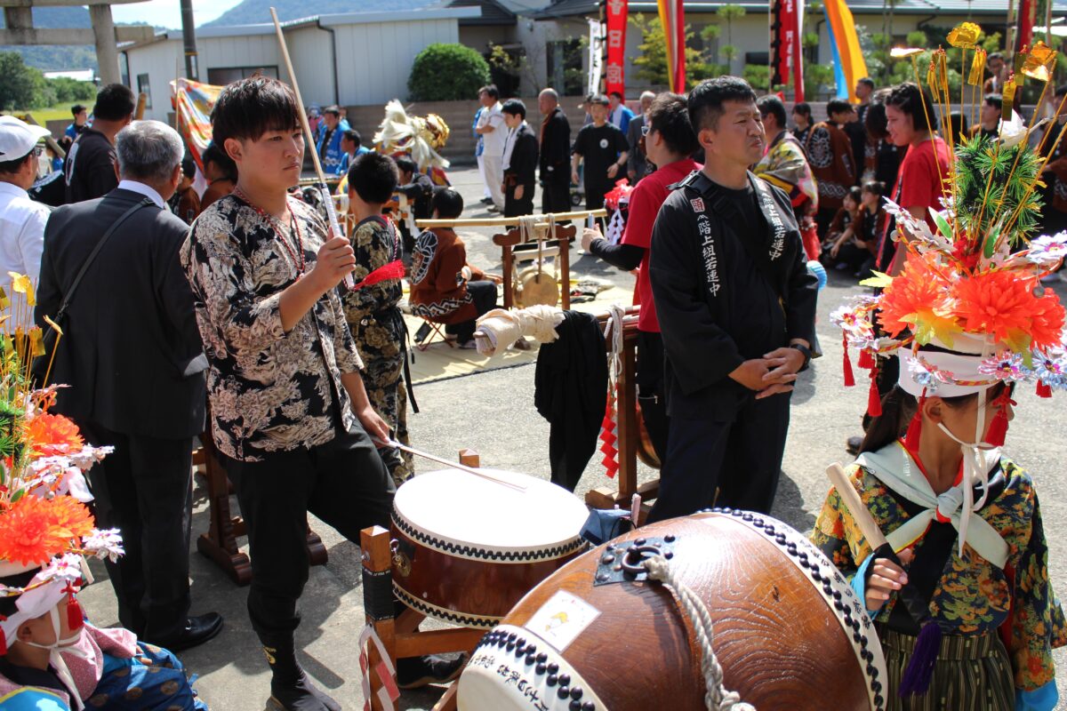 2024年 多度津町山階・春日神社 秋季例大祭 傘揃え 上小原獅子組