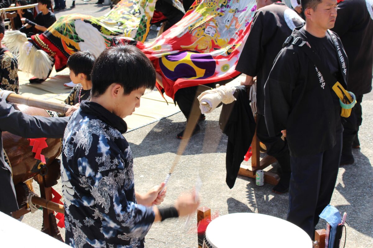 2024年 多度津町山階・春日神社 秋季例大祭 傘揃え 上小原獅子組