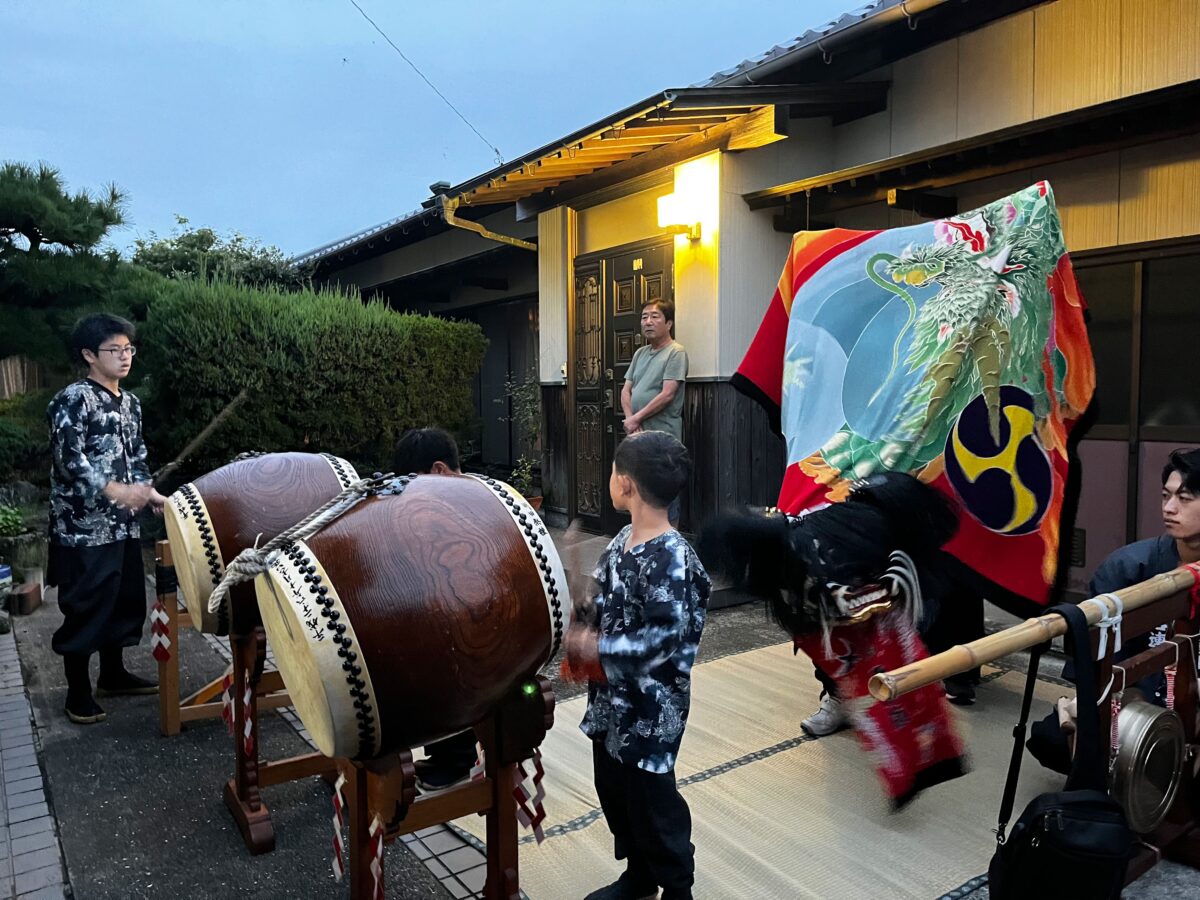 2024年 多度津町山階 秋祭り 村遣い 上小原獅子組