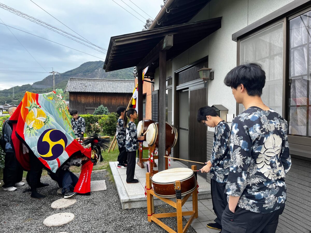 2024年 多度津町山階 秋祭り 村遣い 上小原獅子組