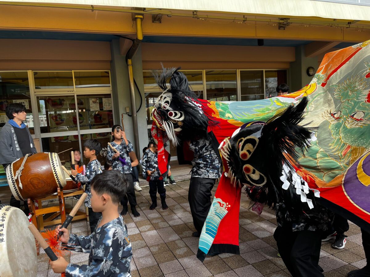 2024年 三井保育所 秋祭り ヘンド獅子 上小原獅子組