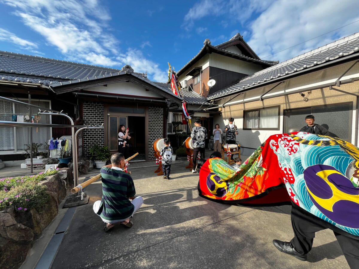 2024年 多度津町山階 秋祭り 村遣い 上小原獅子組