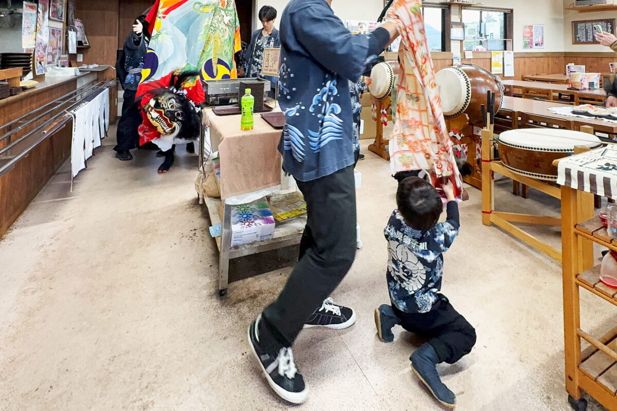 2025年 釜出しさぬきうどん めん一 ヘンド獅子 上小原獅子組