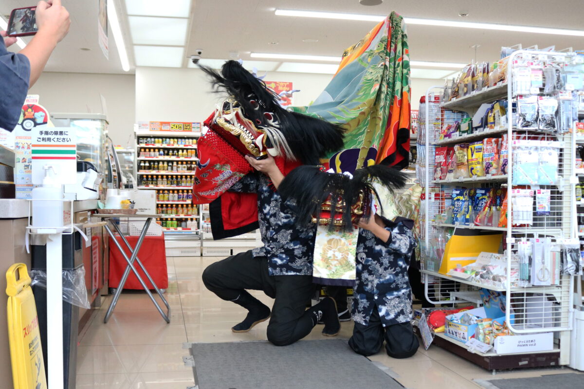 2025年 セブンイレブン多度津町葛原店 ヘンド獅子 上小原獅子組