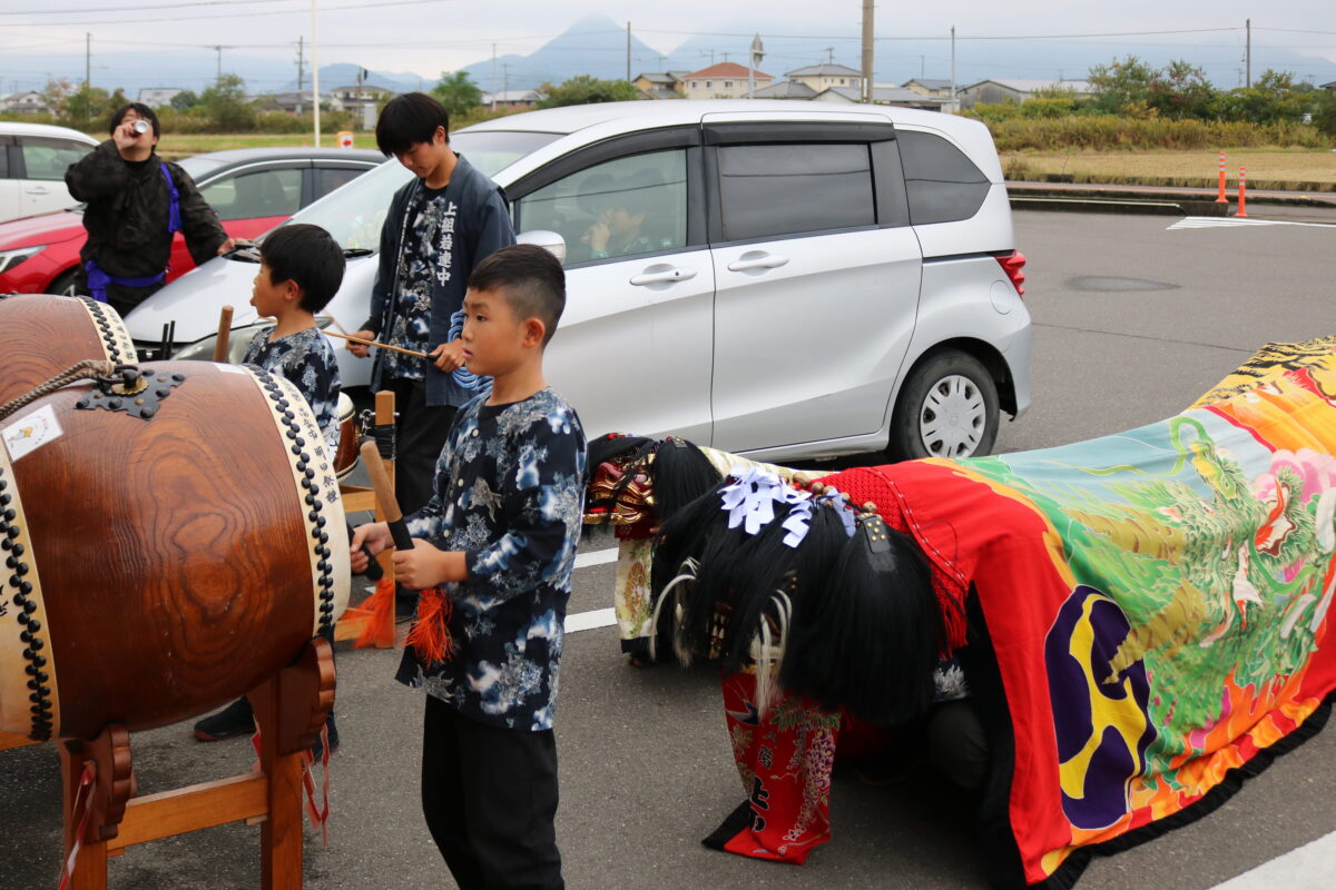 2025年 セブンイレブン多度津町葛原店 ヘンド獅子 上小原獅子組