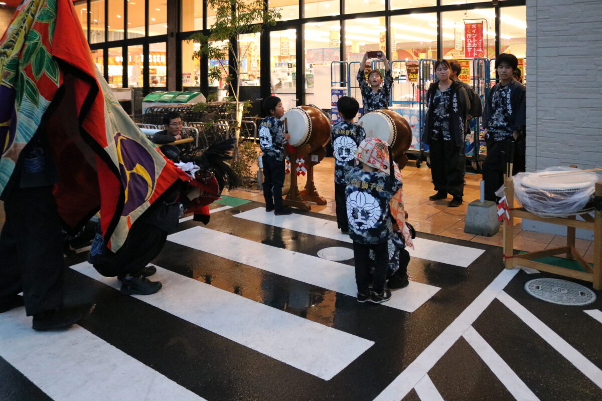 2025年 ピカソ多度津店 ヘンド獅子 上小原獅子組