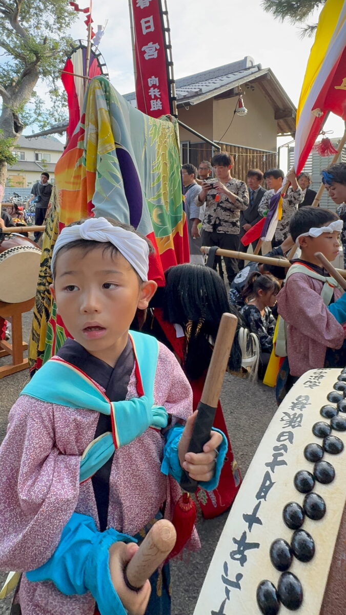 2025年 多度津町山階・春日神社 秋季例大祭 舞い込み 上小原獅子組