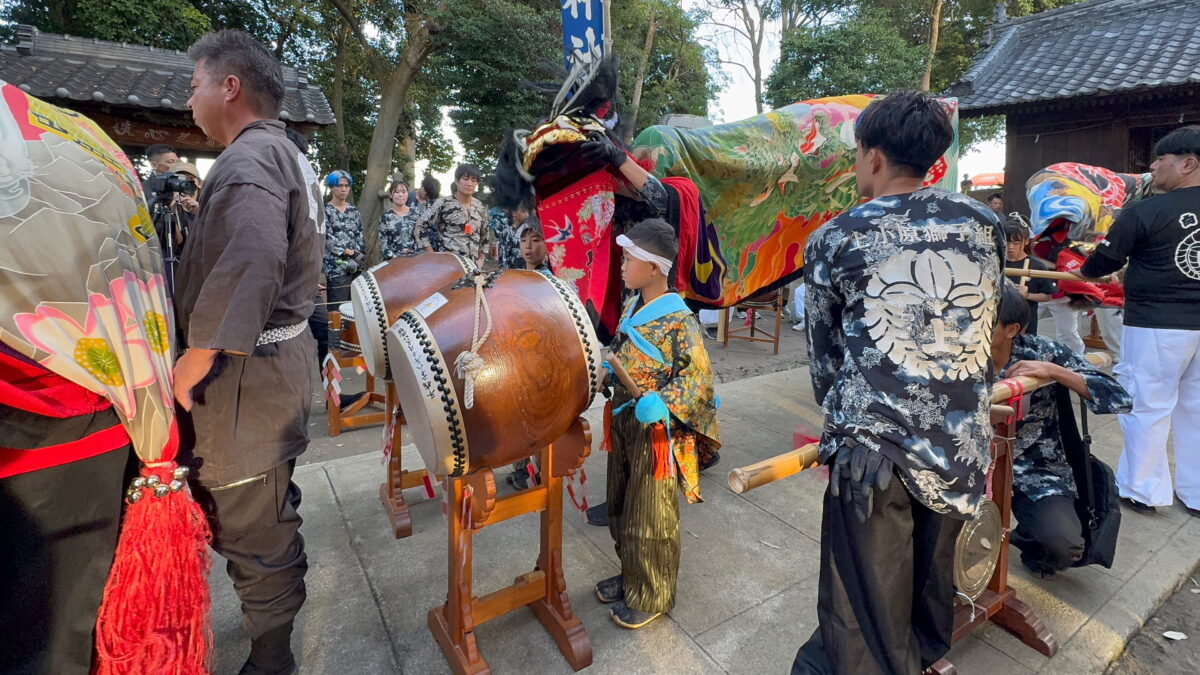 2025年 多度津町山階・春日神社 秋季例大祭 舞い込み 上小原獅子組