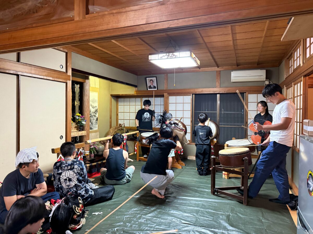 2025年 多度津町山階・当屋 夜ナラシ 上小原獅子組