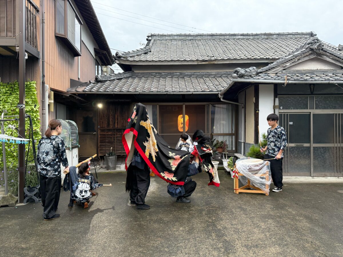2025年 多度津町山階 秋祭り 村遣い 上小原獅子組