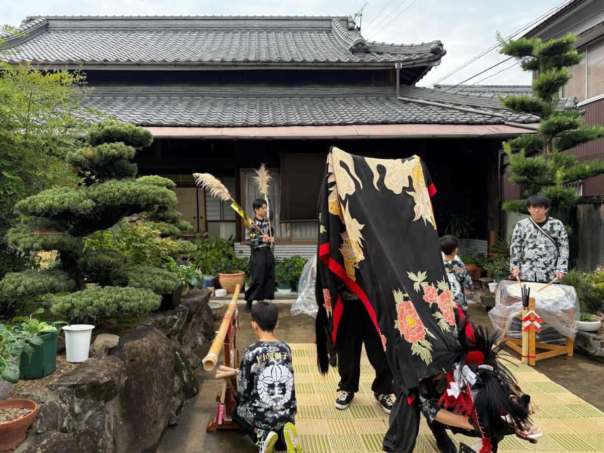 2025年 多度津町山階 秋祭り 村遣い 上小原獅子組