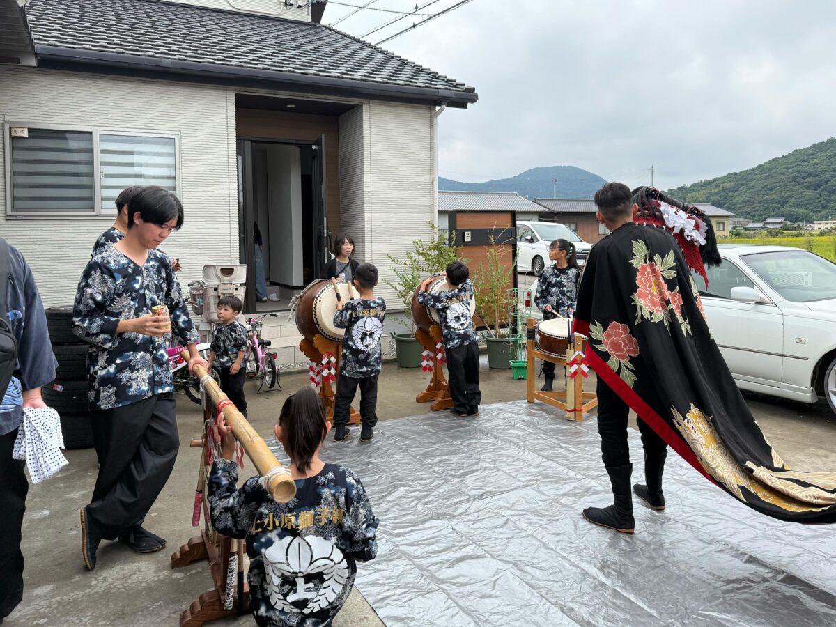 2025年 多度津町山階 秋祭り 村遣い 上小原獅子組