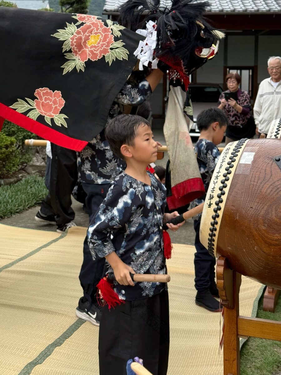 2025年 多度津町山階 秋祭り 村遣い 上小原獅子組