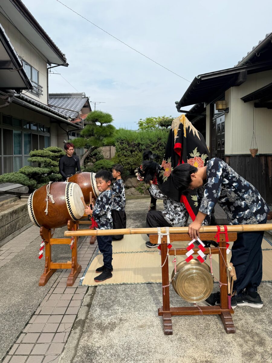 2025年 多度津町山階 秋祭り 村遣い 上小原獅子組
