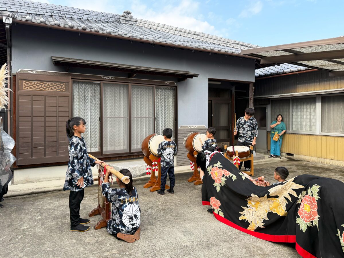 2025年 多度津町山階 秋祭り 村遣い 上小原獅子組