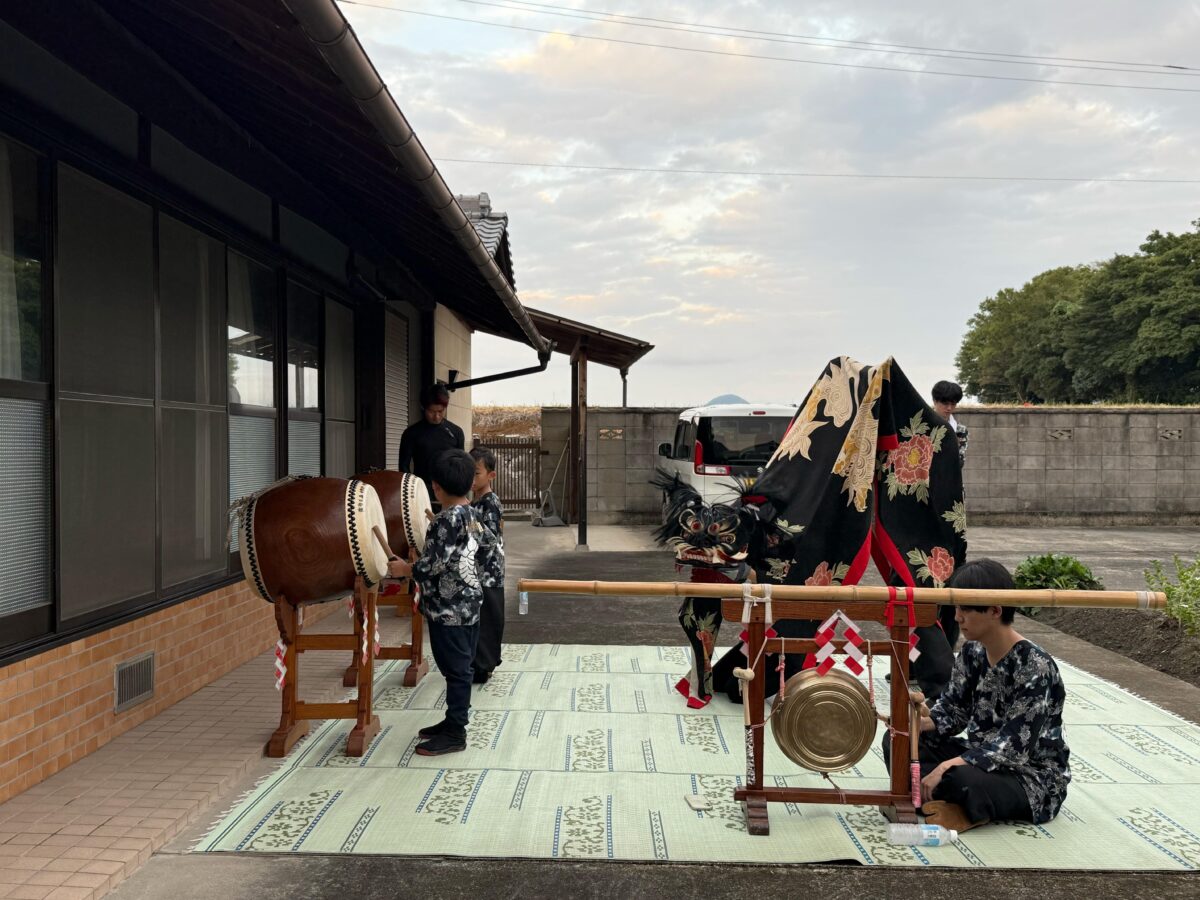 2025年 多度津町山階 秋祭り 村遣い 上小原獅子組