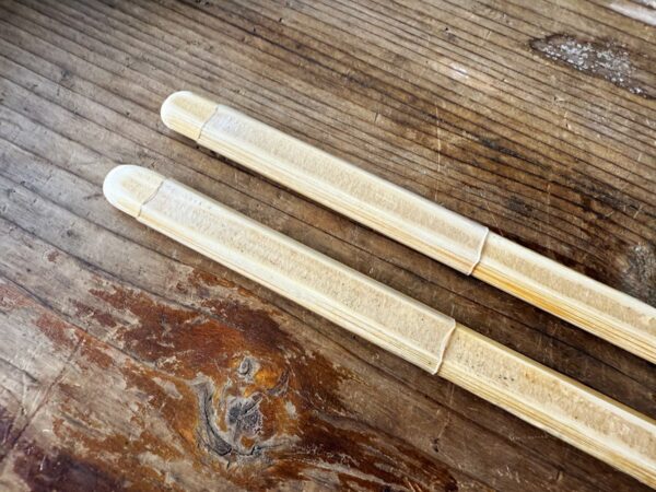 熱収縮チューブをドライヤーで加熱
