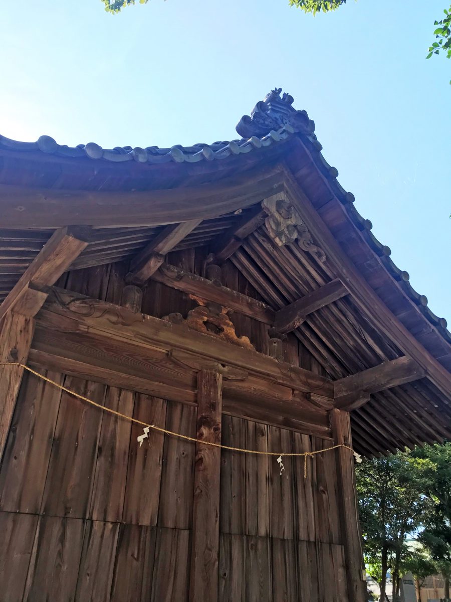 多度津町山階・春日神社 随神門