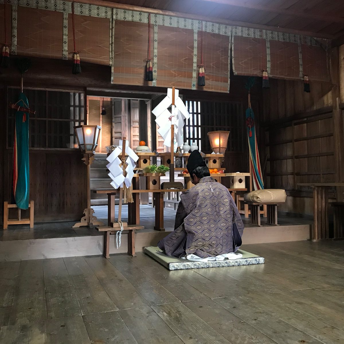 多度津町山階・春日神社 幣殿