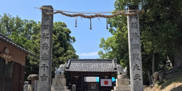 多度津町山階・春日神社
