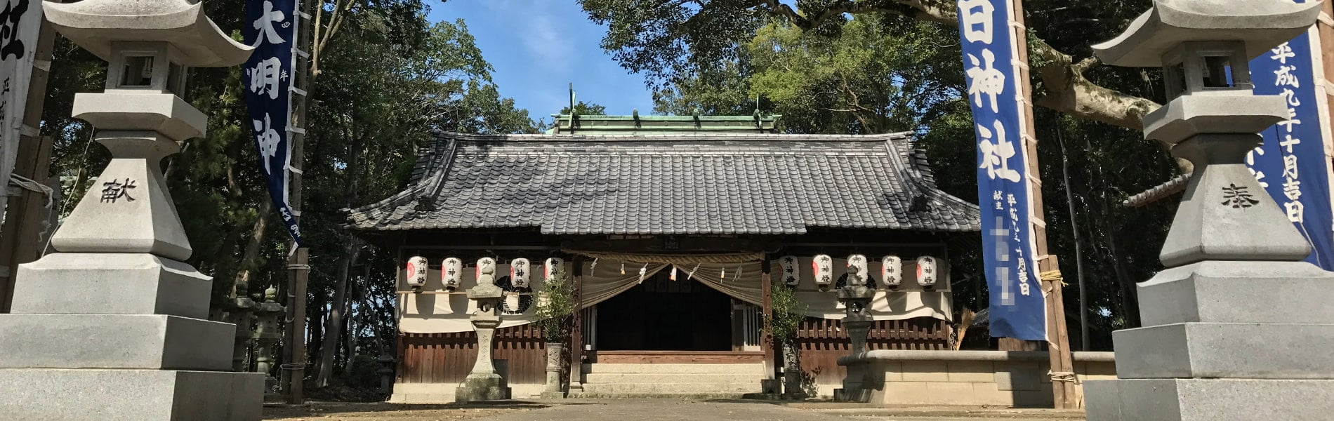 社叢に佇む奉納神社